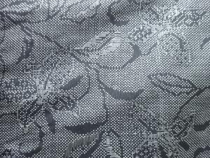 アンティーク　草花模様織出し本場泥大島紬着物（5マルキ）